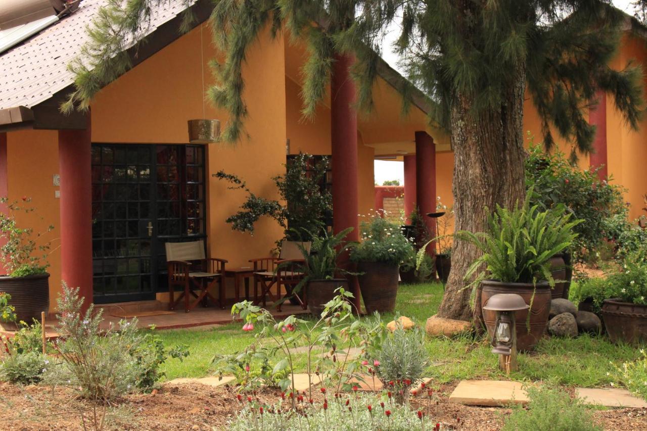 Hotel Le Rustique Nanyuki Exterior foto